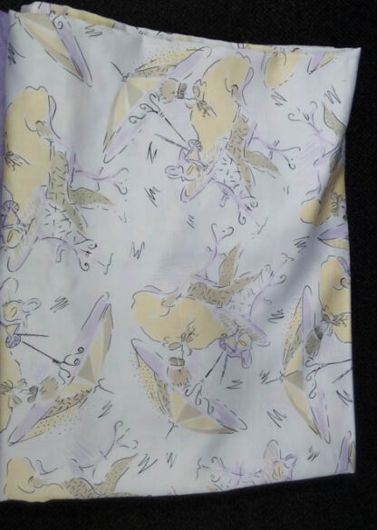 Sabana infantil morada y amarillo