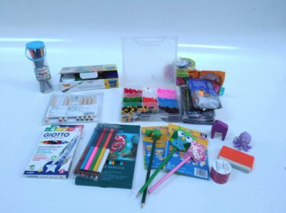 Bolsa pack relleno niño(lapices,gomas, colores..)