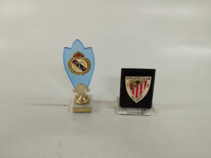 Trofeos variados medianos y pequeños - Imagen 12