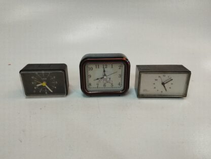 Relojes cuadrados y rectangulares variados - Imagen 10