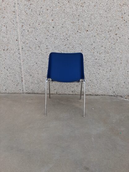 Silla azul estructura cromada - Imagen 3
