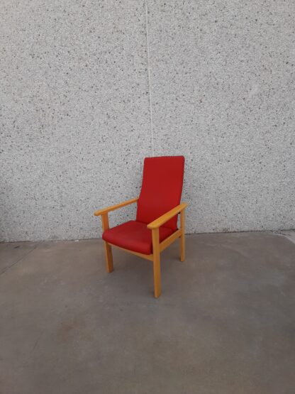 Butaca tipo hospital roja