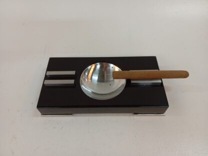 Cenicero rectangular negro y metal