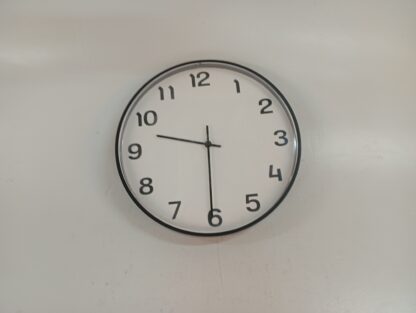 Reloj pared redondo negro marco fino