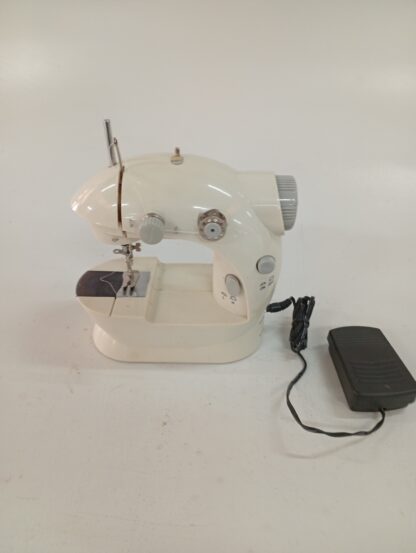 Maquina coser blanca mini
